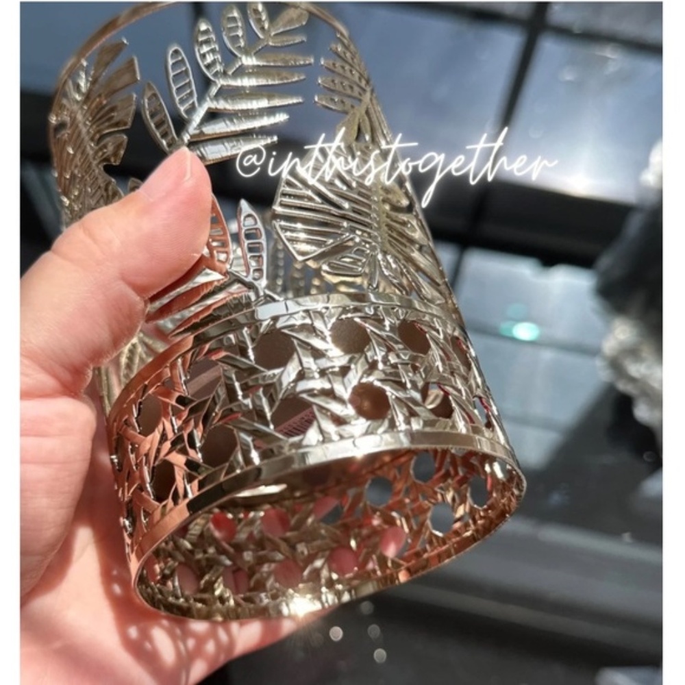 Bath & Body Works Palm Leaf Single Wick Candle Holder - LAST 1! - Picture 3 of 6